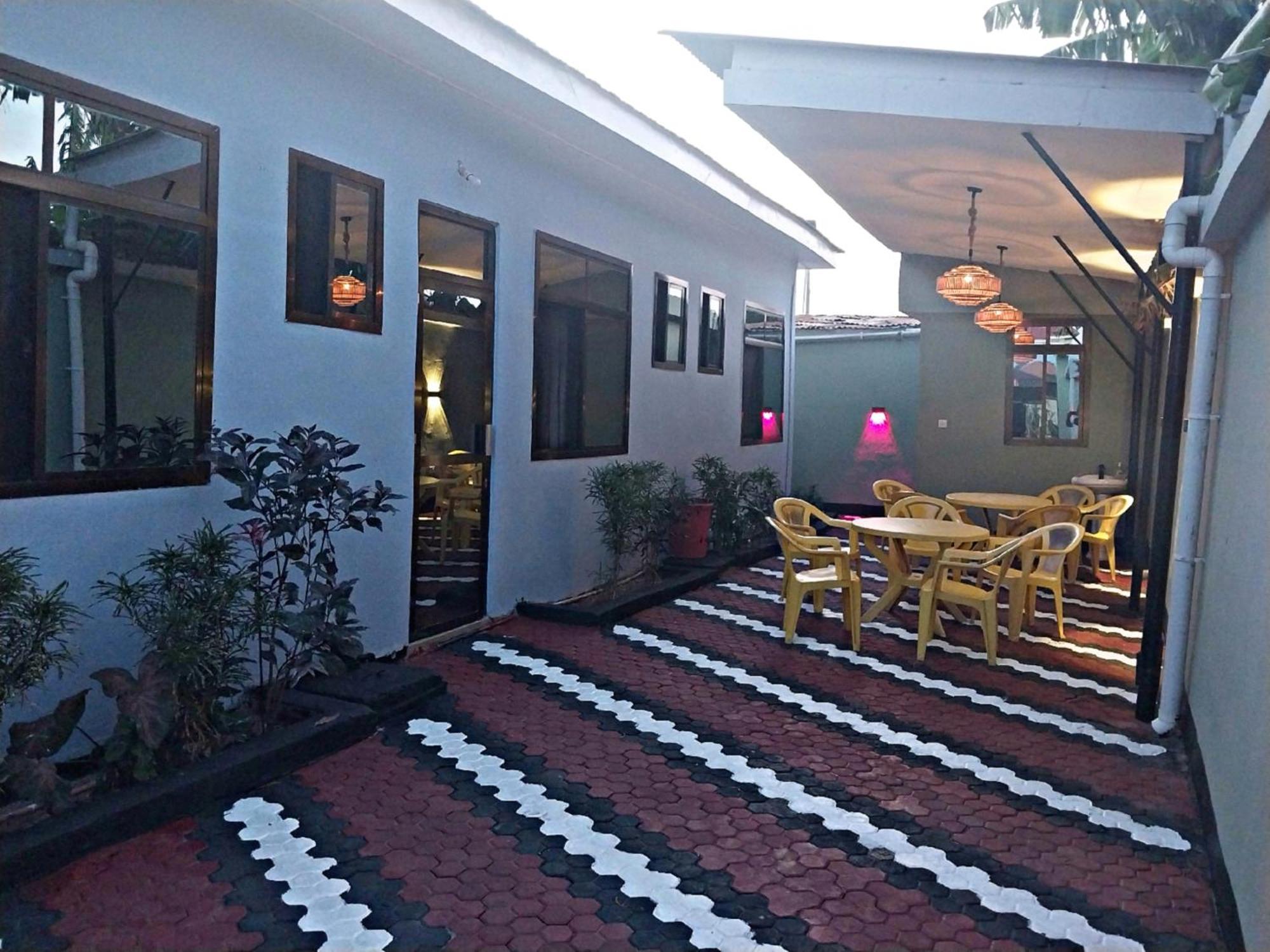 California Lodge باجامويو المظهر الخارجي الصورة